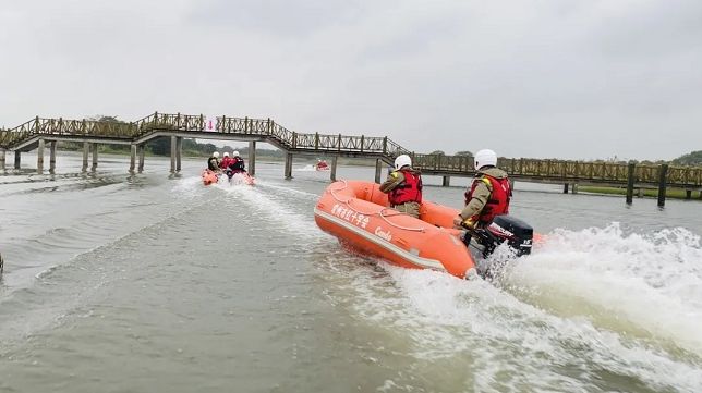 常州市红十字救援队护航全国桨板锦标赛